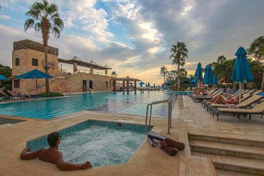 15 Hotel Ramada Dead Sea 4*